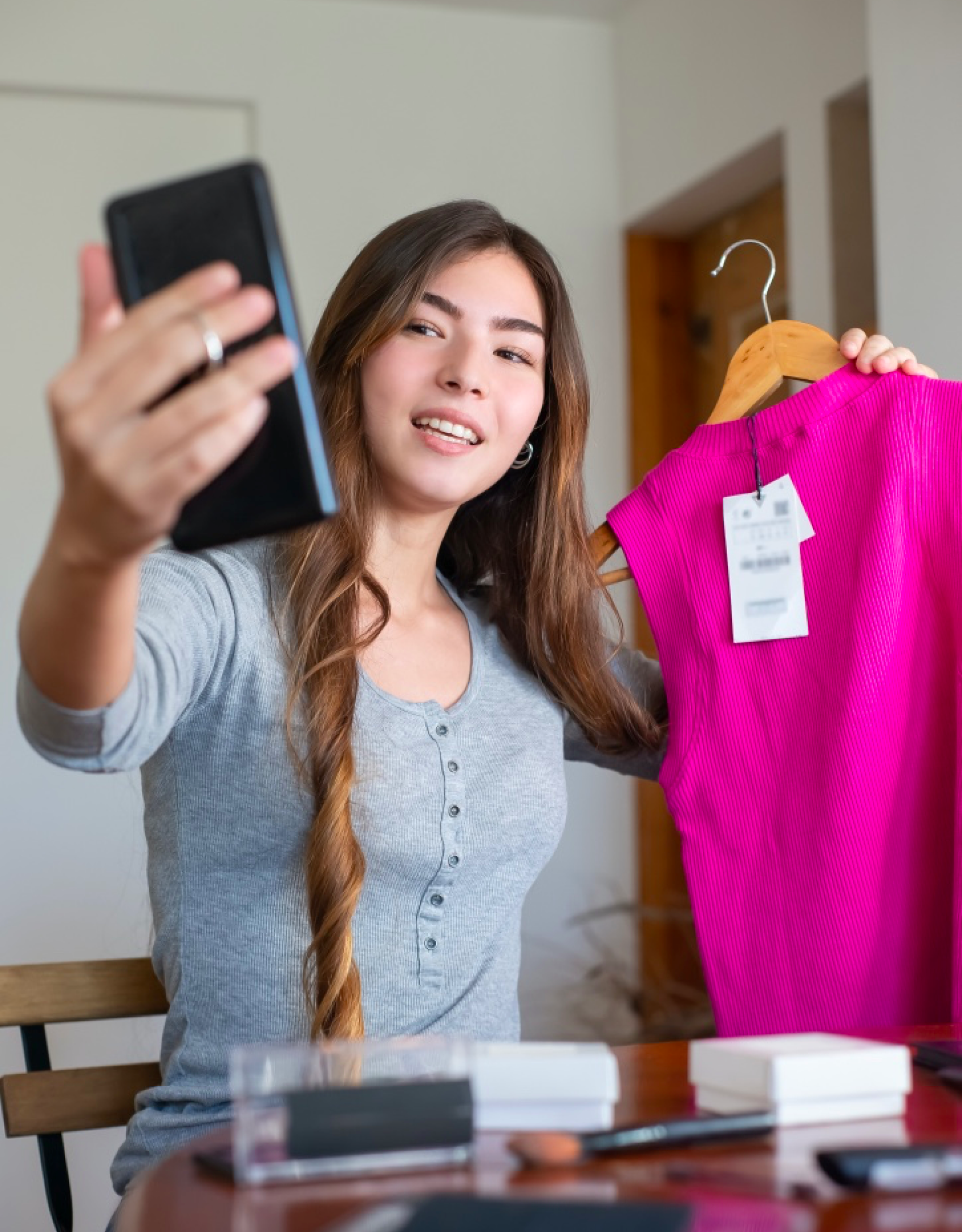 robinapp, robin, robin chat, powered by robin, chat, sdks , robin build messages, chat messaging, API sdk  for web and mobile education marketing sales social media gaming live streaming retail ecommerce